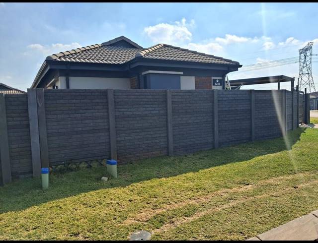 3 BEDROOM HOUSE FOR SALE IN LEOPARD’S REST